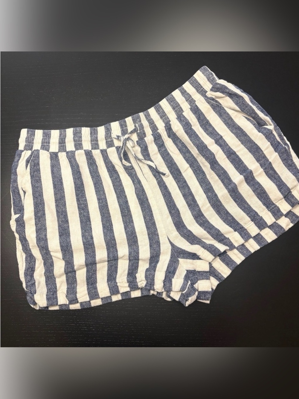 Striped Forever 21 Shorts Size 1X/L